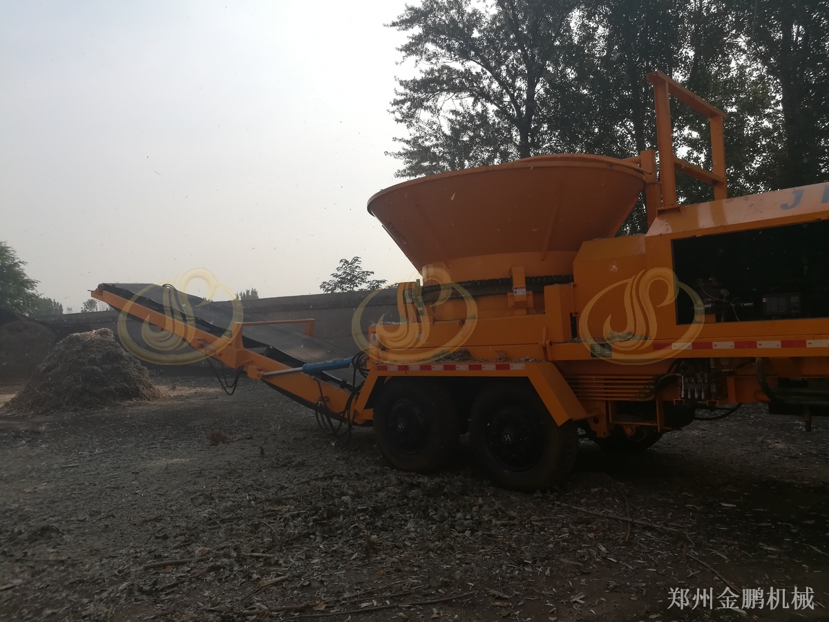 郑州金鹏树枝树根粉碎机在生物质料场燃料预处理中的选型参考