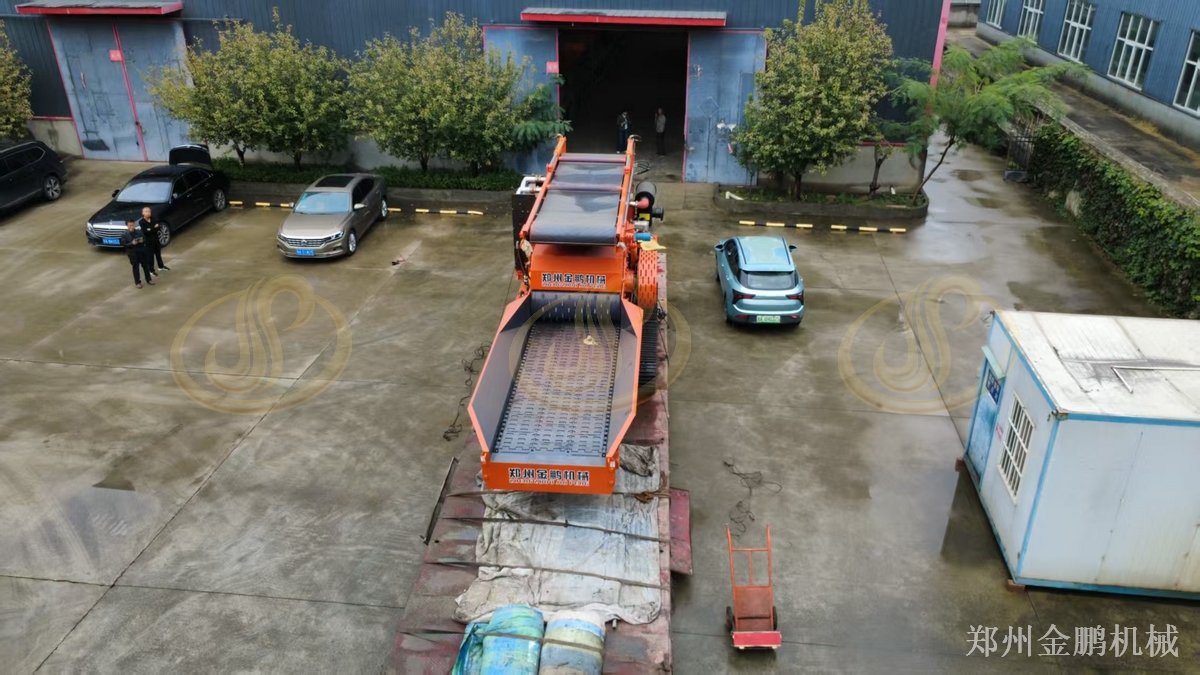 郑州金鹏木箱破碎机用于废旧木箱和包装木料预粉碎处理