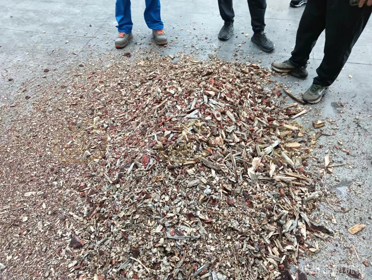 郑州金鹏大型树枝破碎机用于大批量树枝破碎